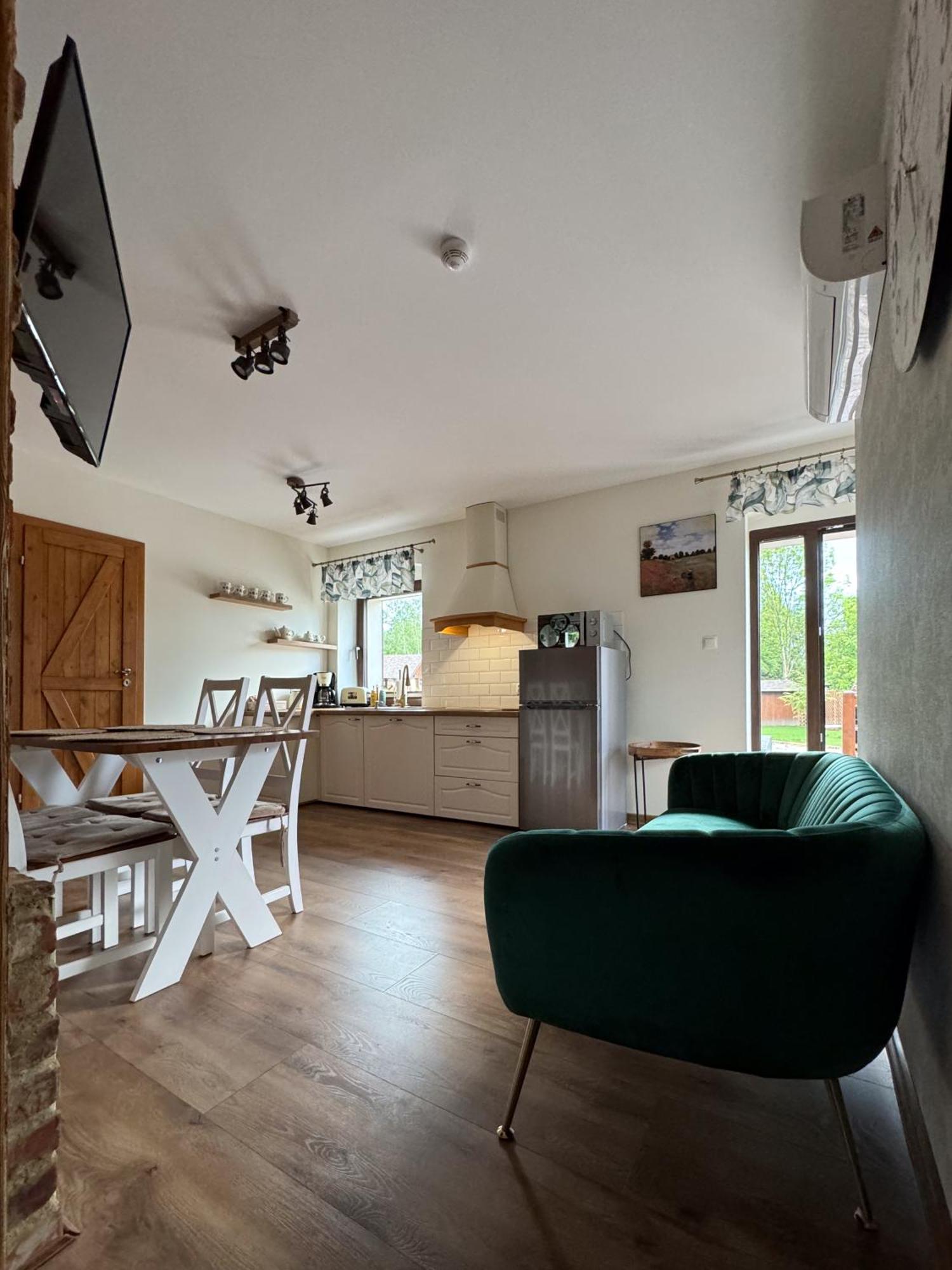 Apartamenty Komarno 46 Jacuzzi&Sauna Eksteriør bilde