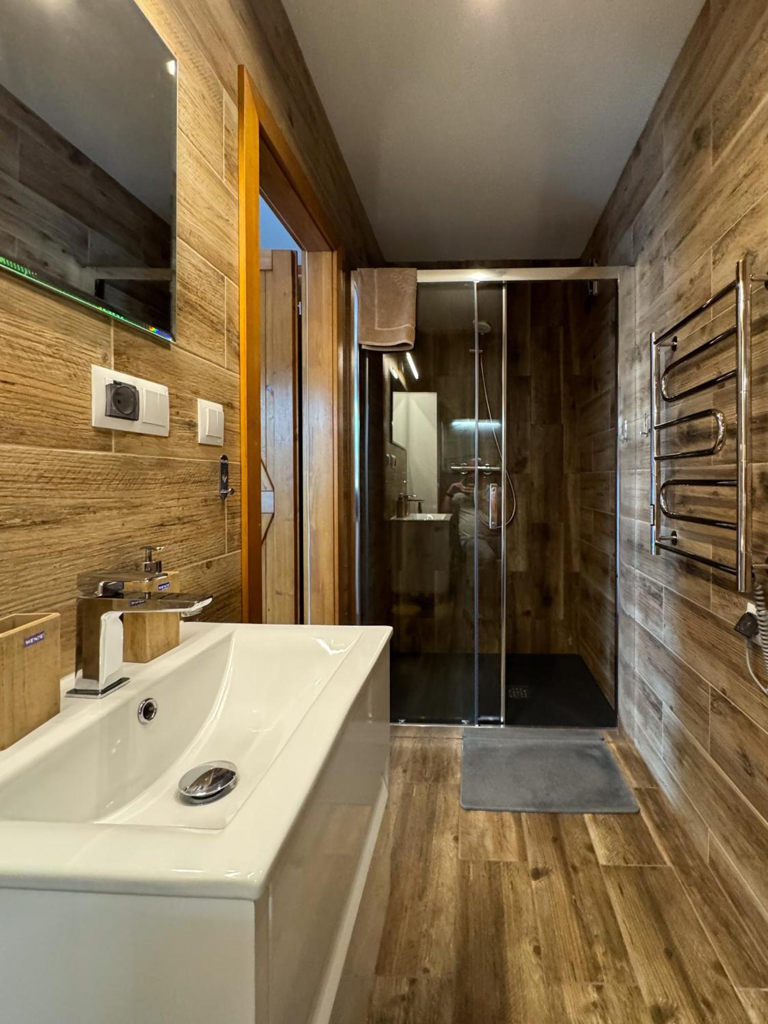 Apartamenty Komarno 46 Jacuzzi&Sauna Eksteriør bilde