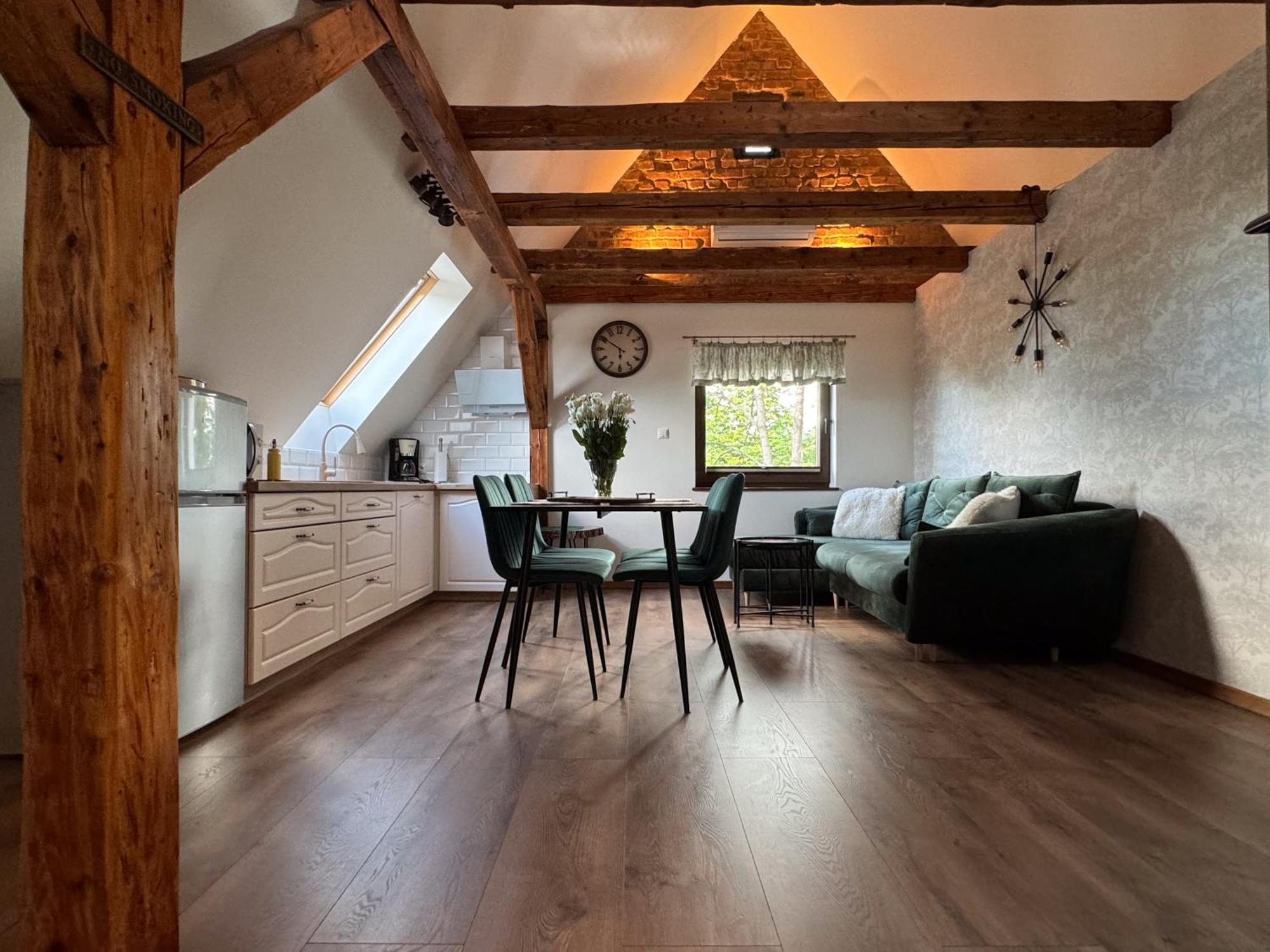 Apartamenty Komarno 46 Jacuzzi&Sauna Eksteriør bilde